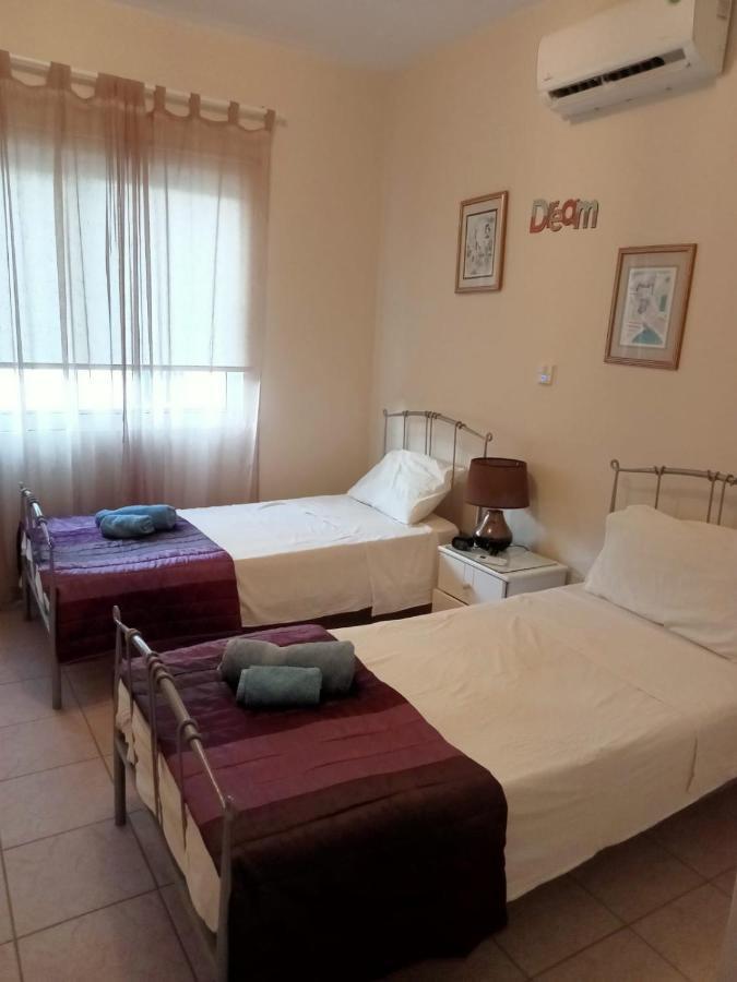 No3,23 Neilmmantos St Peyia Villa Exterior photo